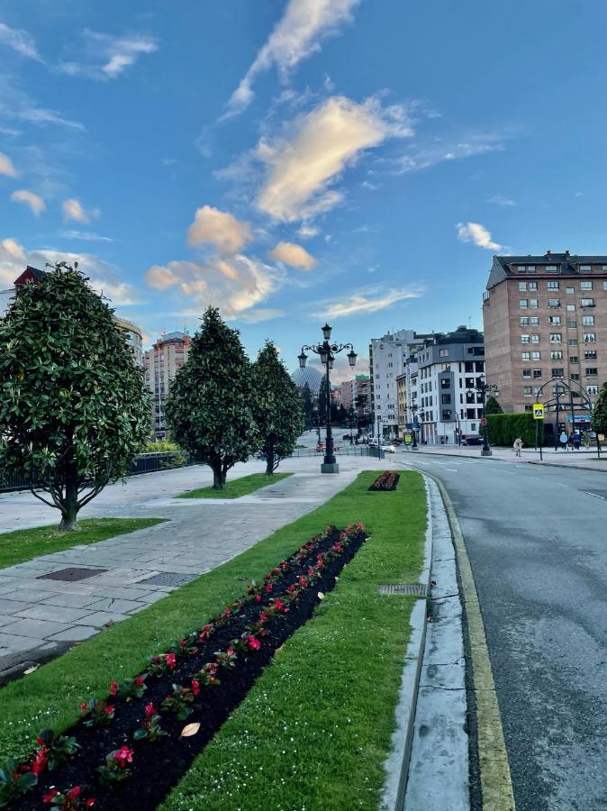 Apartamento Paseo De La Losa Oviedo Buitenkant foto